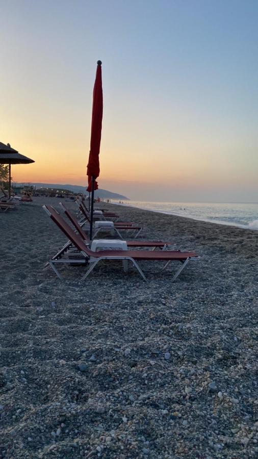 Blue View Daire Patras Dış mekan fotoğraf